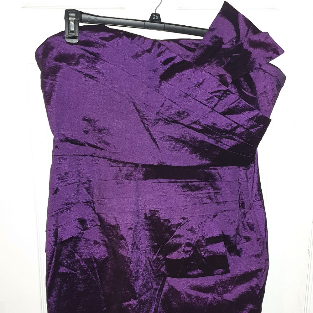 3/$20 Snap brand, sleeveless purple formal dress